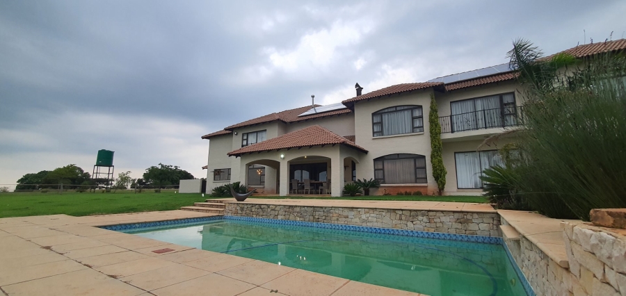 7 Bedroom Property for Sale in Tiegerpoort Gauteng