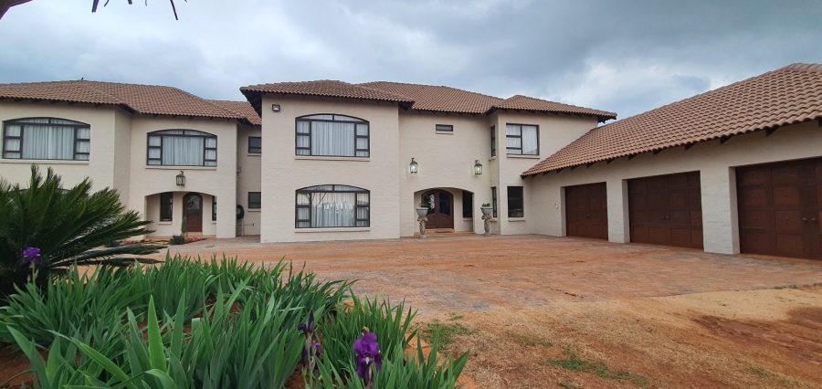 7 Bedroom Property for Sale in Tiegerpoort Gauteng