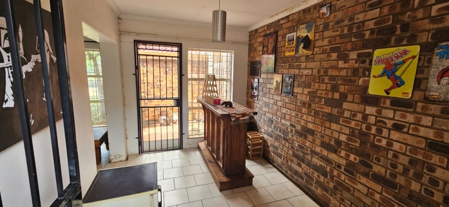 3 Bedroom Property for Sale in Faerie Glen Gauteng