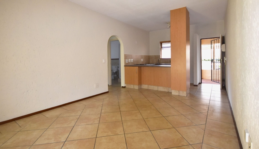 To Let 1 Bedroom Property for Rent in Lonehill Gauteng