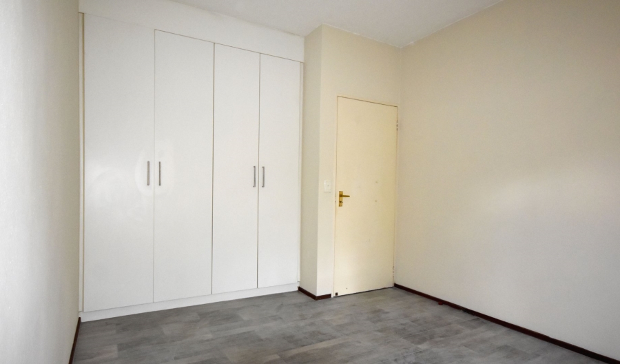 To Let 1 Bedroom Property for Rent in Lonehill Gauteng