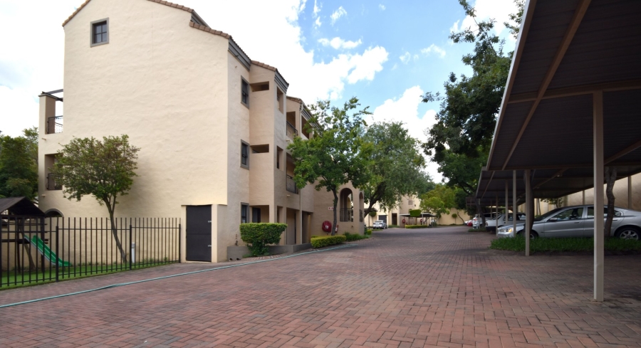 To Let 1 Bedroom Property for Rent in Lonehill Gauteng