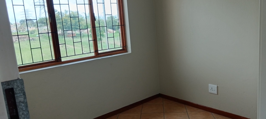 To Let 2 Bedroom Property for Rent in Carlswald Gauteng