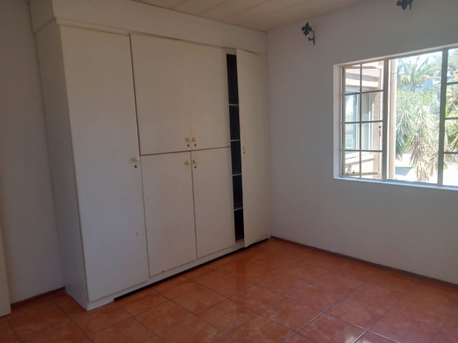 To Let 2 Bedroom Property for Rent in Vorna Valley Gauteng