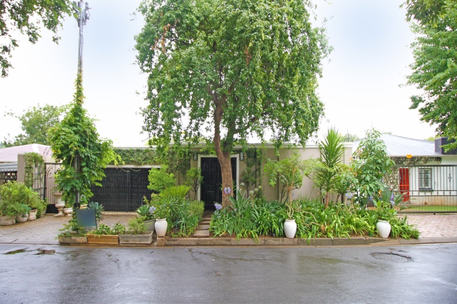 To Let 3 Bedroom Property for Rent in Parkhurst Gauteng