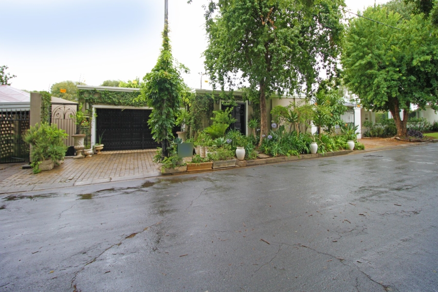 To Let 3 Bedroom Property for Rent in Parkhurst Gauteng