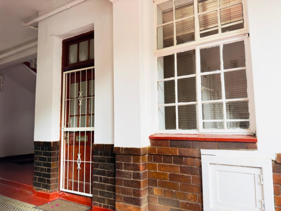 To Let 1 Bedroom Property for Rent in Auckland Park Gauteng