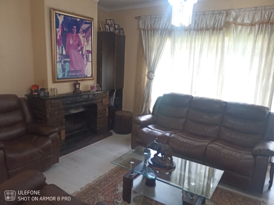 4 Bedroom Property for Sale in Illiondale Gauteng