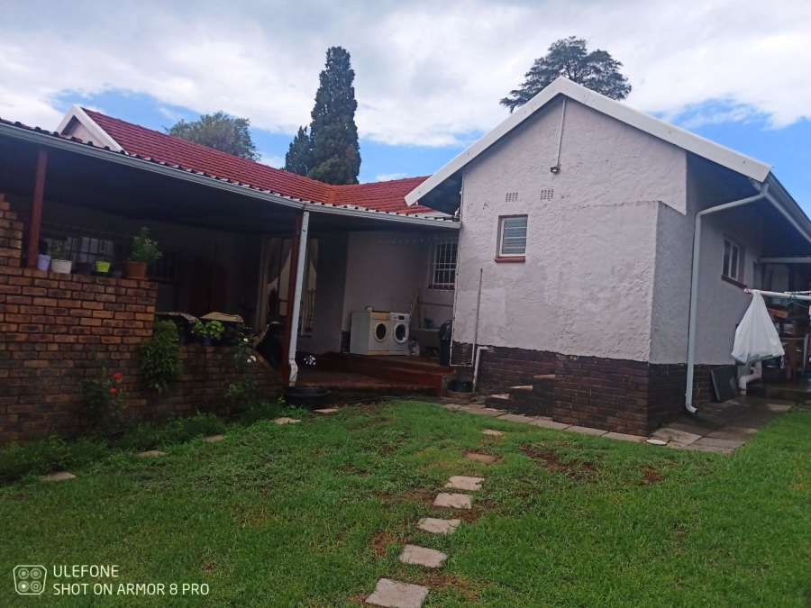 4 Bedroom Property for Sale in Illiondale Gauteng