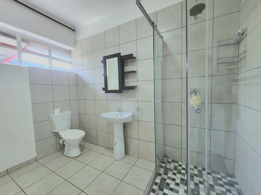 To Let 1 Bedroom Property for Rent in Edenvale Central Gauteng