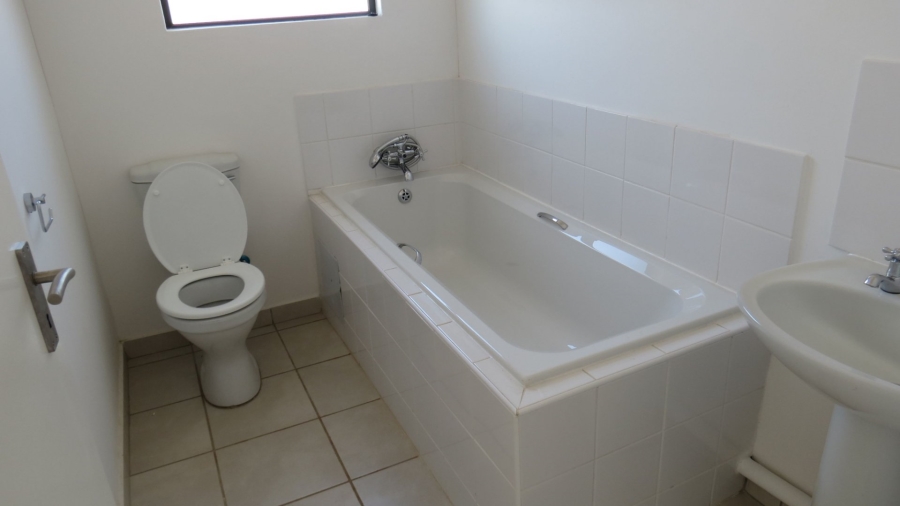 3 Bedroom Property for Sale in Crystal Park Gauteng