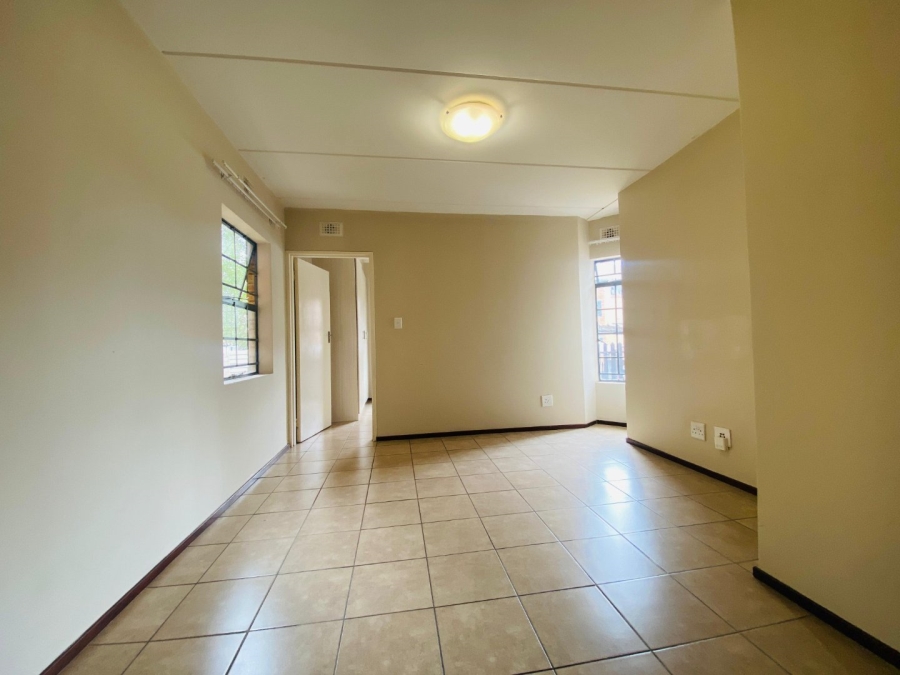 1 Bedroom Property for Sale in Erand Gardens Gauteng