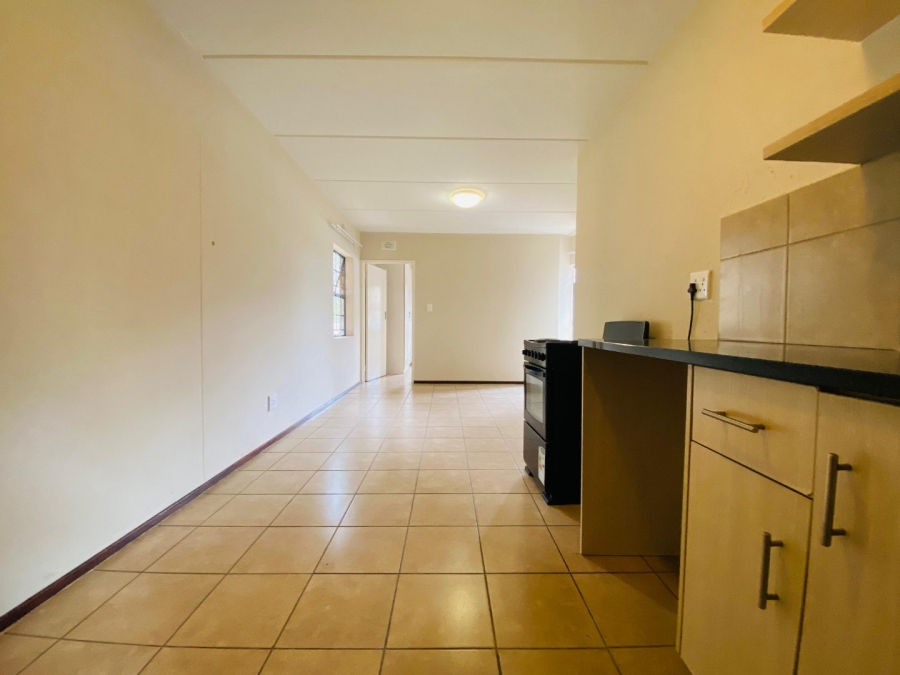 1 Bedroom Property for Sale in Erand Gardens Gauteng