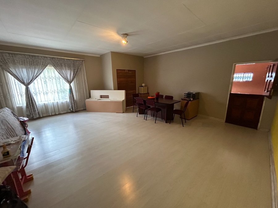 4 Bedroom Property for Sale in Theresa Park Gauteng