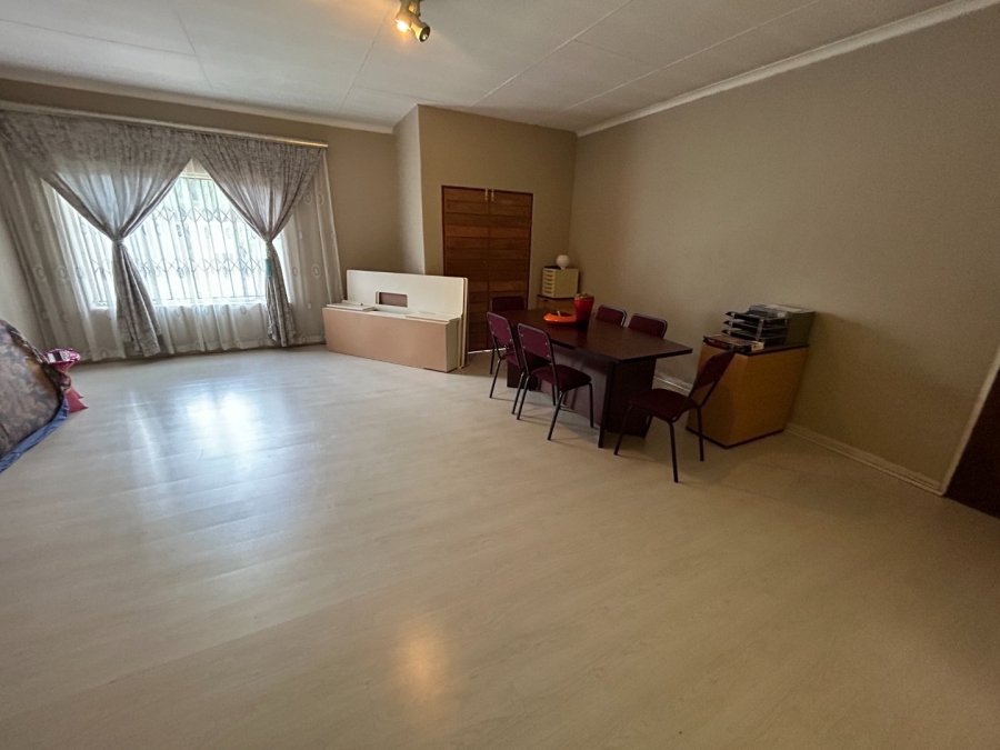 4 Bedroom Property for Sale in Theresa Park Gauteng