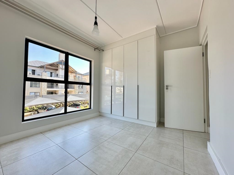 To Let 2 Bedroom Property for Rent in The Polofields Gauteng