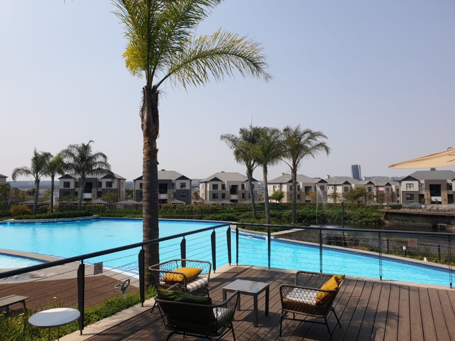 To Let 2 Bedroom Property for Rent in The Polofields Gauteng