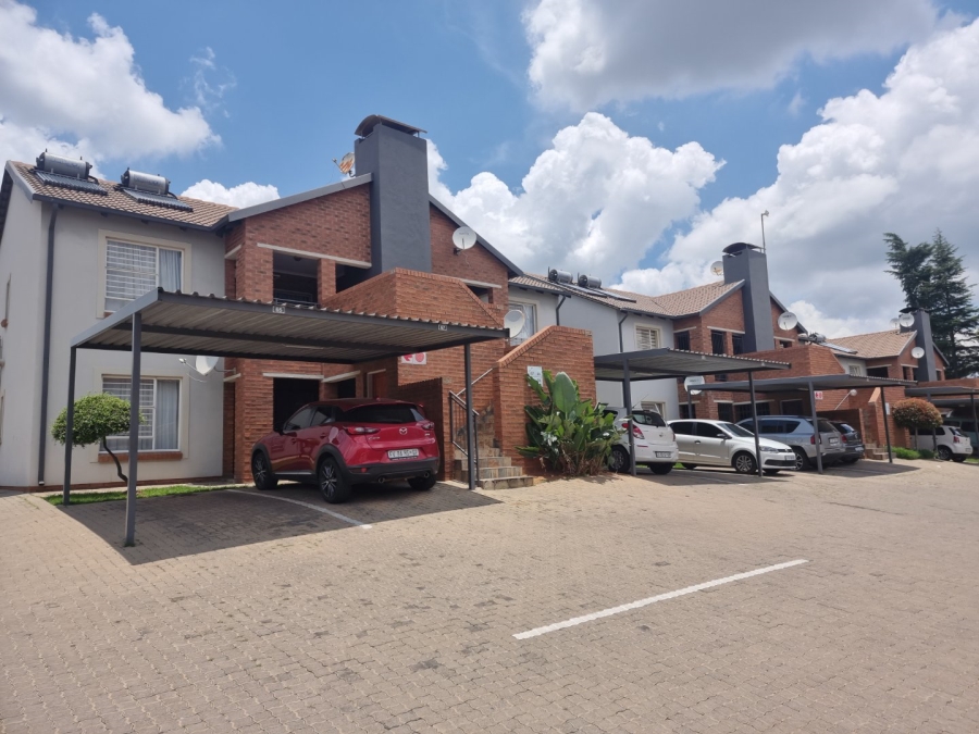 3 Bedroom Property for Sale in Terenure Gauteng