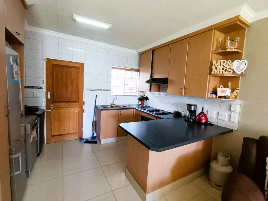 3 Bedroom Property for Sale in Heuwelsig Estate Gauteng