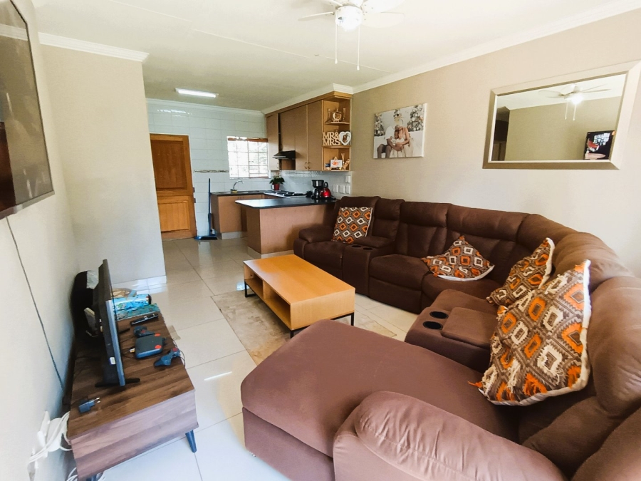 3 Bedroom Property for Sale in Heuwelsig Estate Gauteng