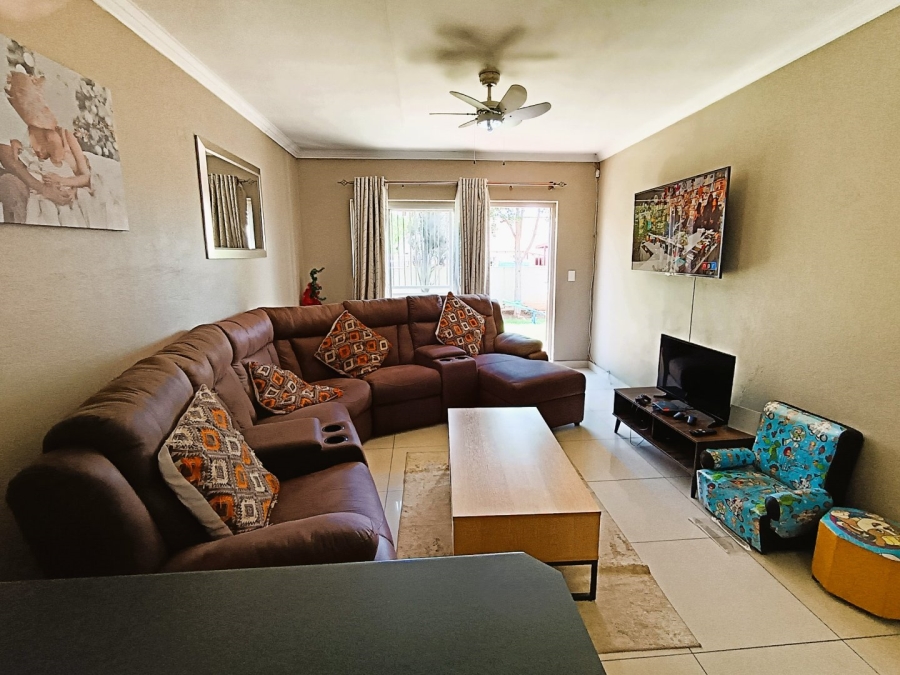 3 Bedroom Property for Sale in Heuwelsig Estate Gauteng