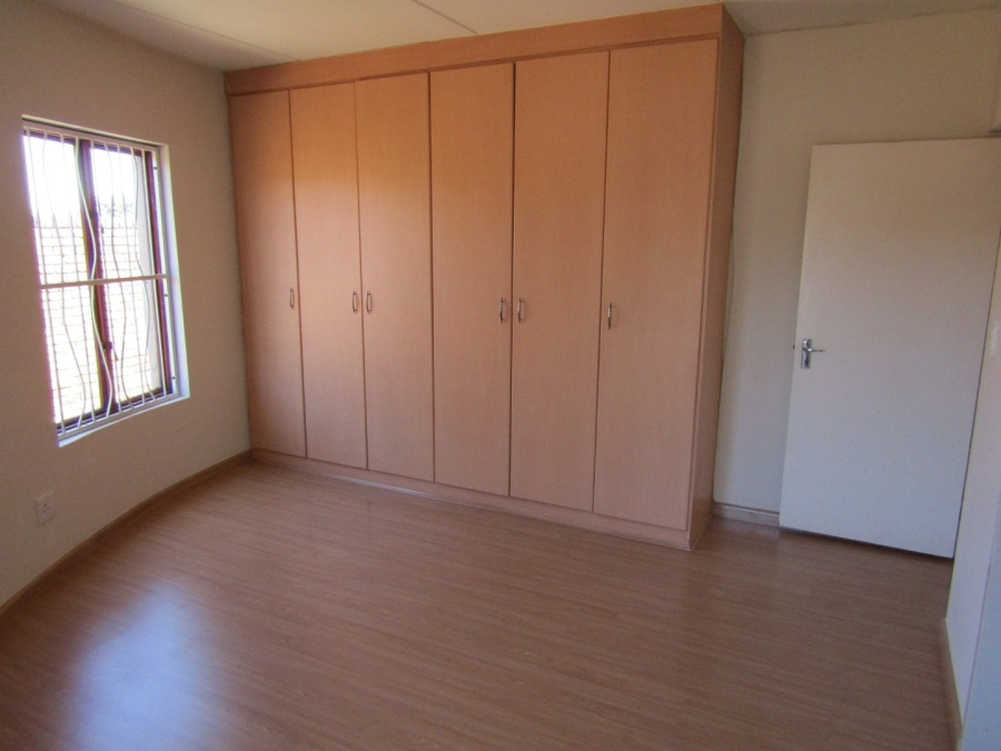 To Let 2 Bedroom Property for Rent in Winchester Hills Gauteng