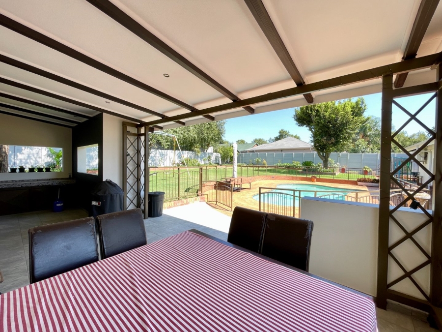 4 Bedroom Property for Sale in Lyttelton Manor Gauteng