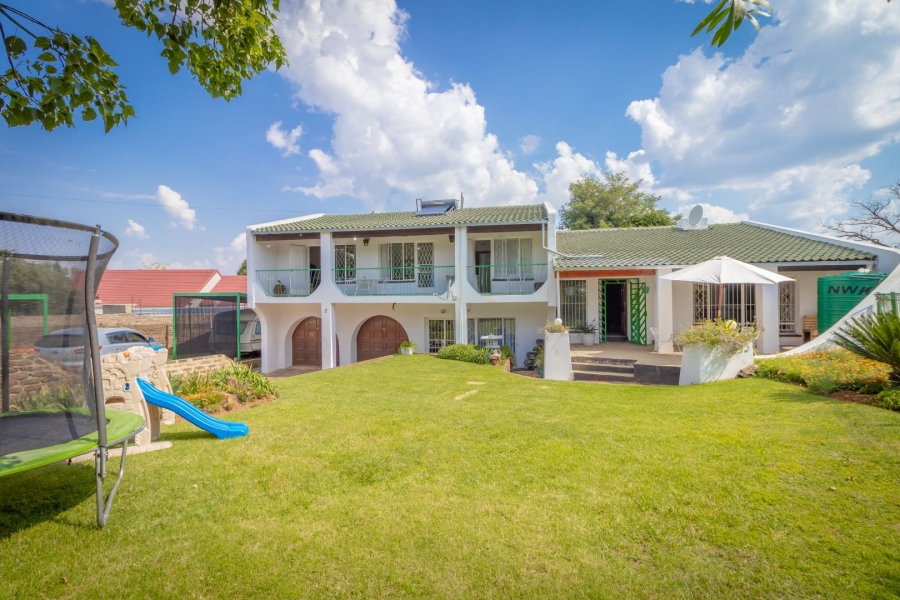 4 Bedroom Property for Sale in Greenhills Gauteng