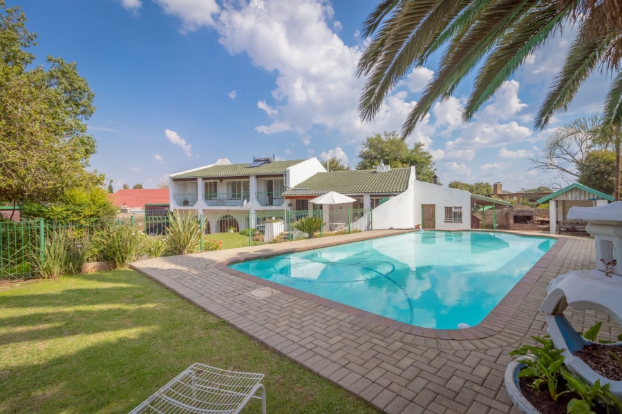 4 Bedroom Property for Sale in Greenhills Gauteng