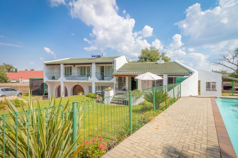 4 Bedroom Property for Sale in Greenhills Gauteng