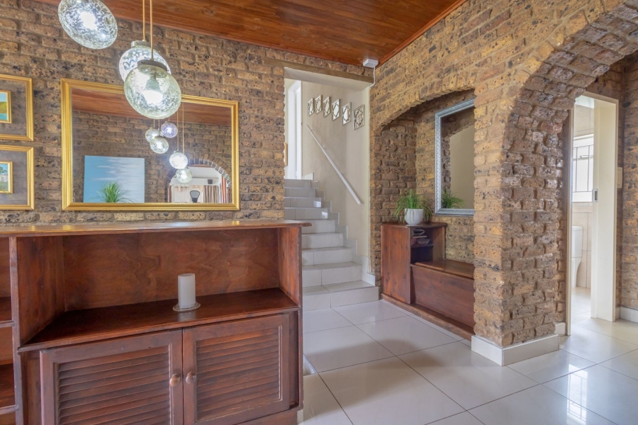 4 Bedroom Property for Sale in Greenhills Gauteng