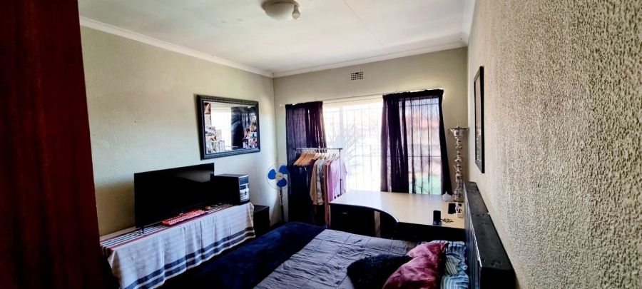 5 Bedroom Property for Sale in Klopperpark Gauteng