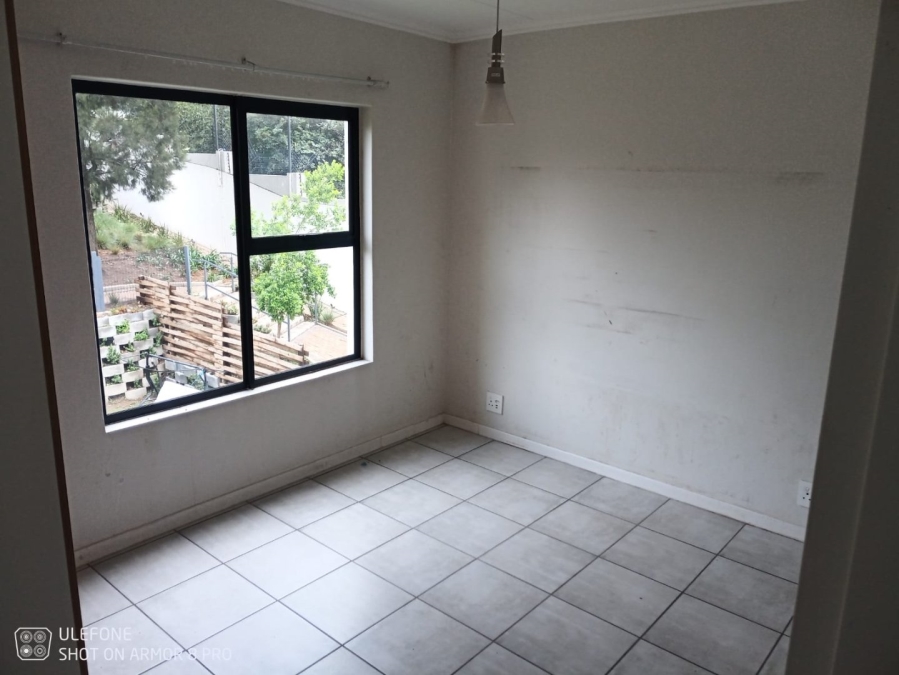 1 Bedroom Property for Sale in Lilianton Gauteng