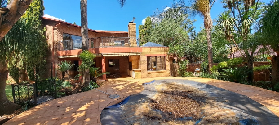 4 Bedroom Property for Sale in Eldoraigne Gauteng