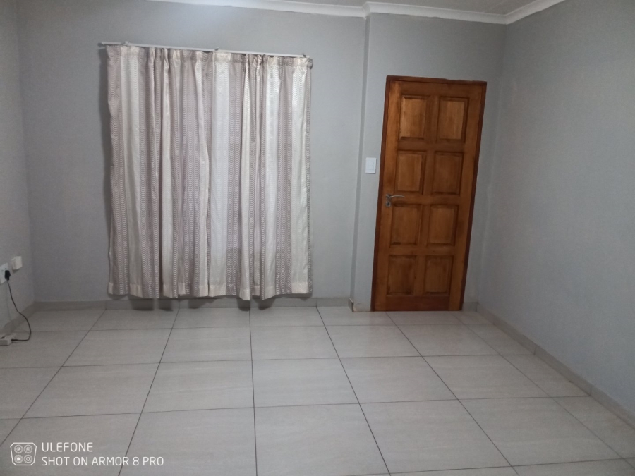 To Let 2 Bedroom Property for Rent in Dawn Park Gauteng