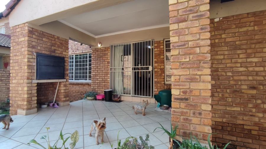 2 Bedroom Property for Sale in Celtisdal Gauteng