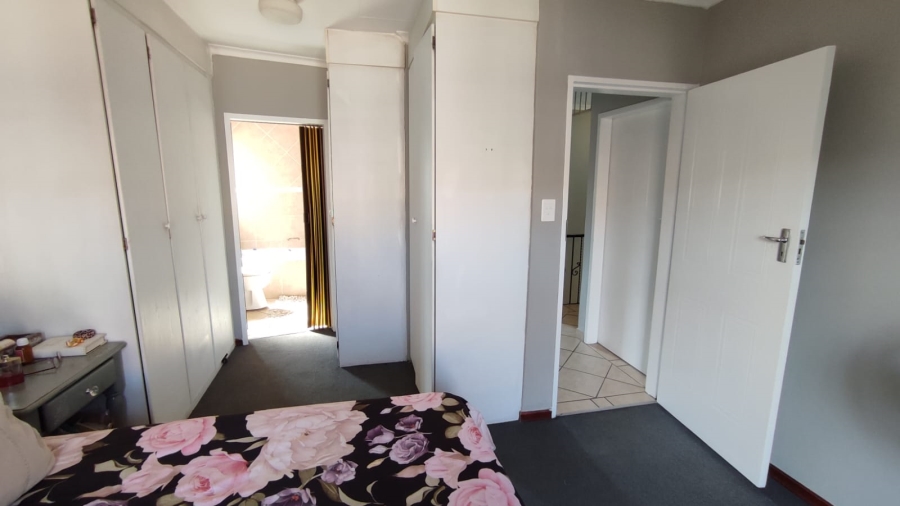 2 Bedroom Property for Sale in Celtisdal Gauteng