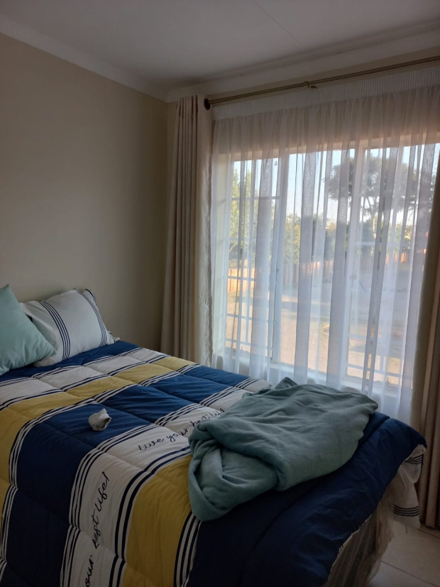 2 Bedroom Property for Sale in Pretoria North Gauteng