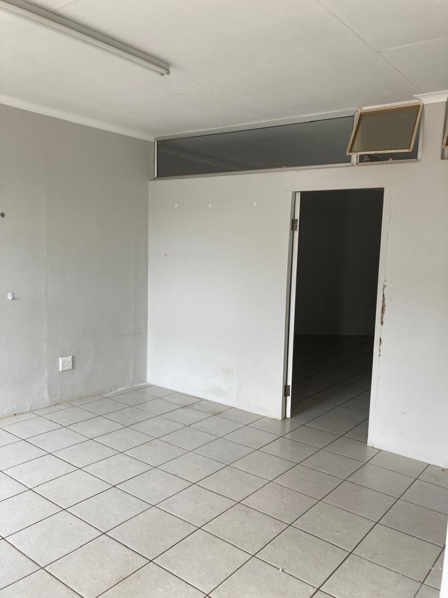 To Let 2 Bedroom Property for Rent in Kensington Gauteng