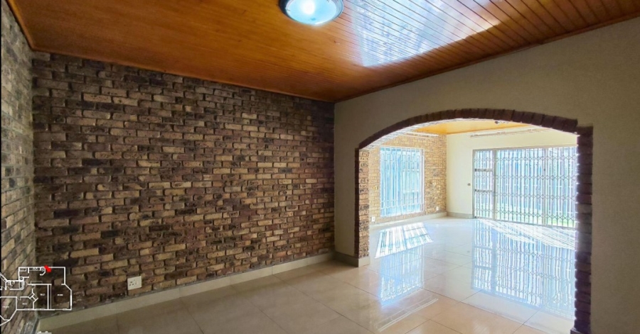 3 Bedroom Property for Sale in Sunward Park Gauteng