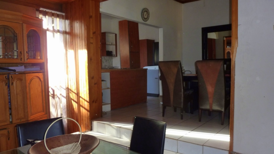 5 Bedroom Property for Sale in Mountain View Gauteng