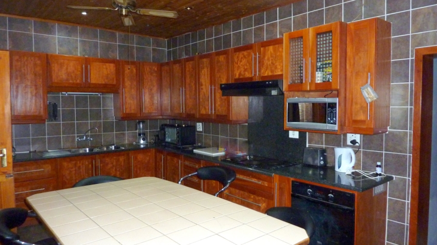 4 Bedroom Property for Sale in Mountain View Gauteng