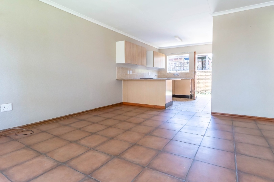 2 Bedroom Property for Sale in Wilgeheuwel Gauteng