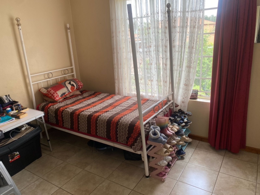 2 Bedroom Property for Sale in Erand Gardens Gauteng