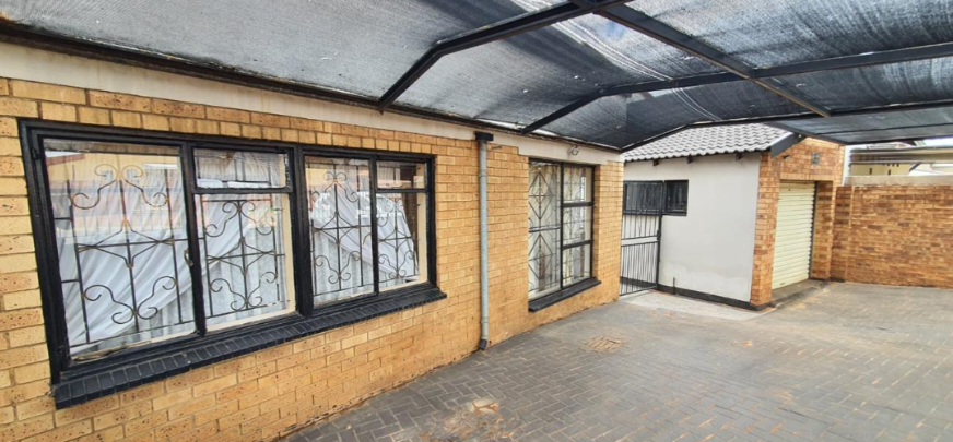 4 Bedroom Property for Sale in Ennerdale Gauteng