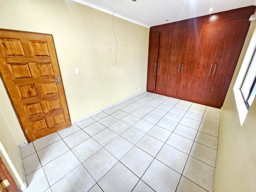 To Let 4 Bedroom Property for Rent in Monavoni Gauteng