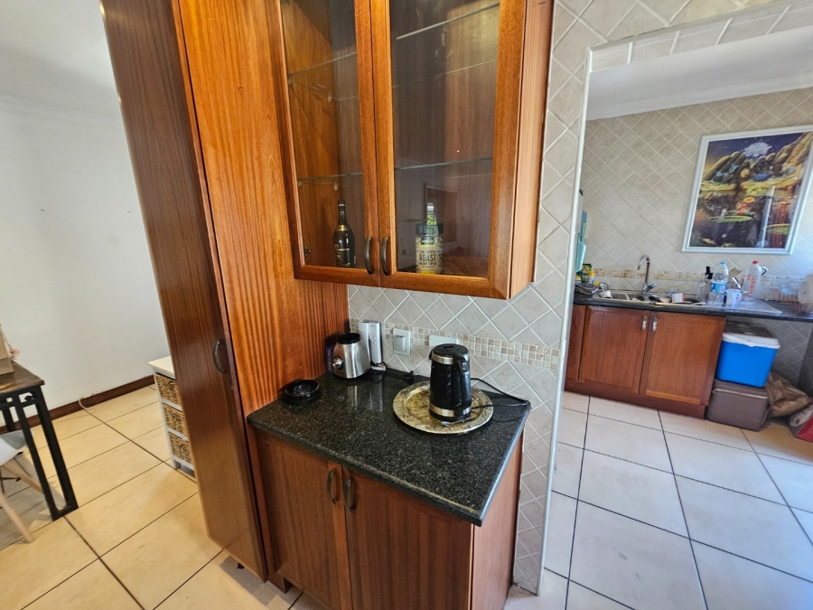 To Let 3 Bedroom Property for Rent in Thatchfield Gardens Gauteng