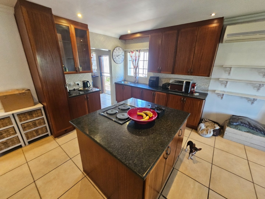 To Let 3 Bedroom Property for Rent in Thatchfield Gardens Gauteng