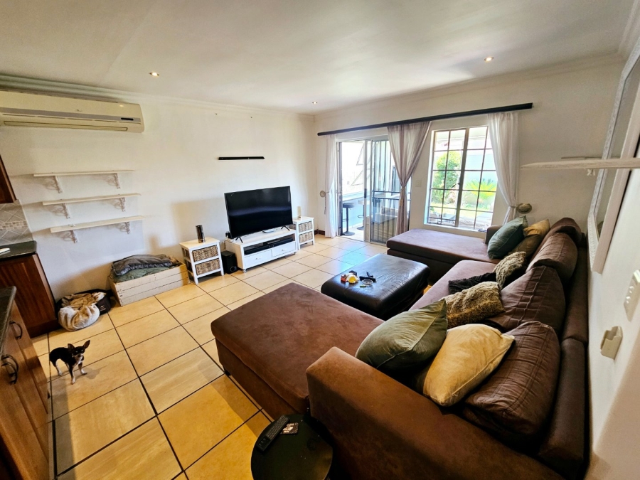 To Let 3 Bedroom Property for Rent in Thatchfield Gardens Gauteng