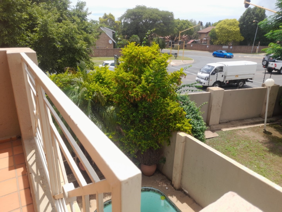 3 Bedroom Property for Sale in Wierda Park Gauteng